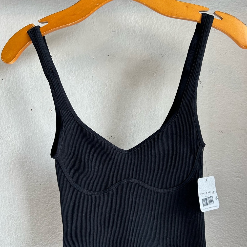 FP Intimately Meg Seamless Black Crop Top Size M/L - Picture 2 of 6